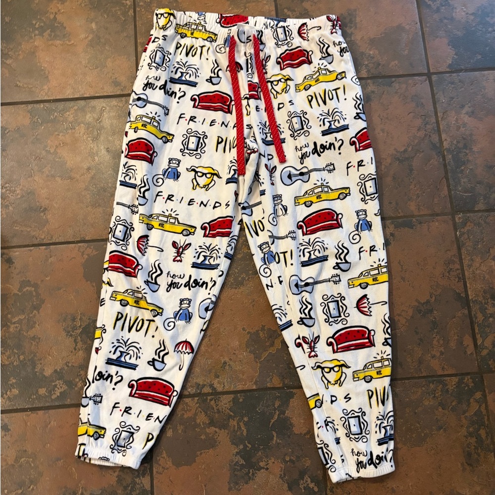 ⭐️Friends fleece pajama pants size medium